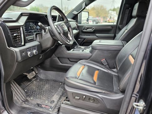Used 2024 GMC Sierra 2500 AT4 w/ AT4 Premium Plus Package image 18