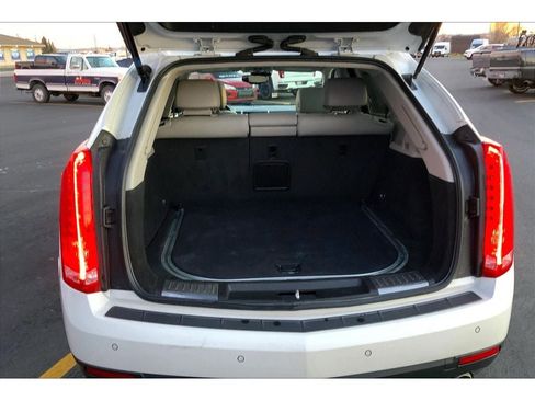 Used 2013 Cadillac SRX Luxury w/ Driver Awareness Package image 11
