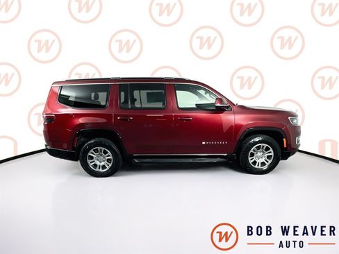 Used 2022 Jeep Wagoneer Series I AWD/4WD image 9