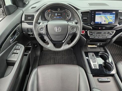 Used 2021 Honda Ridgeline Black Edition image 13