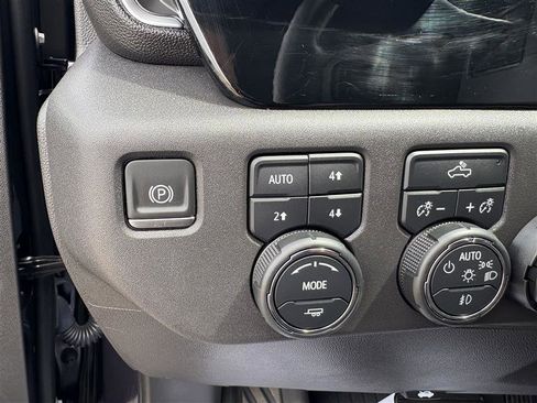 Used 2023 Chevrolet Silverado 1500 LT Trail Boss w/ Protection Package image 21