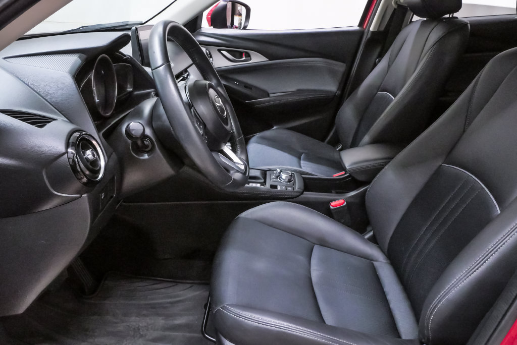 Used 2019 MAZDA CX-3 Touring FWD image 8