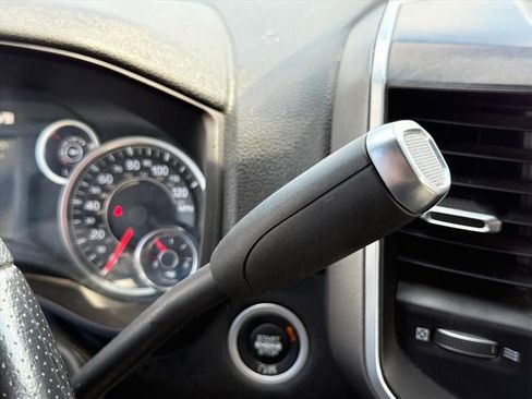 Used 2022 RAM 3500 Big Horn image 22