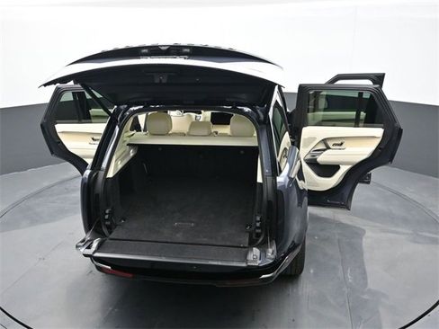 Used 2024 Land Rover Range Rover SE image 27