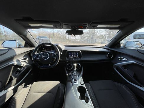 Used 2022 Chevrolet Camaro LT w/ RS Package image 30