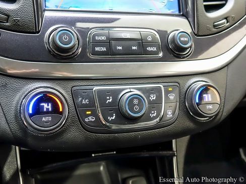 Used 2017 Chevrolet Impala LT w/ Leather Package image 15