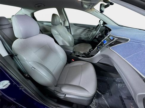 Used 2013 Hyundai Sonata SE FWD image 25
