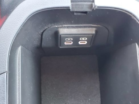 Used 2024 Toyota RAV4 XLE FWD image 27