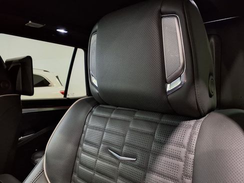 Used 2025 Cadillac Escalade Sport Platinum w/ LPO, ONYX Package AWD/4WD image 15