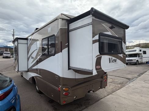 Used 2013 Mercedes-Benz Sprinter 3500 image 7