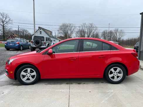 Used 2016 Chevrolet Cruze LT FWD image 5
