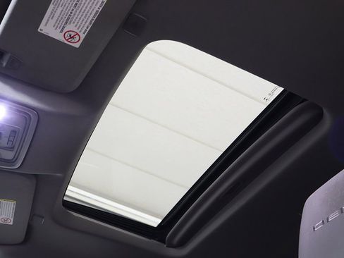 Used 2022 GMC Sierra 2500 Denali image 24