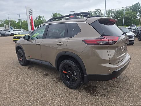 New 2026 Nissan Rogue SV w/ Rock Creek Premium Package AWD/4WD image 5