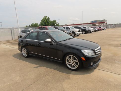 Used 2008 Mercedes-Benz C 350 Sport image 9