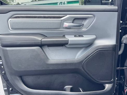 Used 2022 RAM 1500 Big Horn AWD/4WD image 33