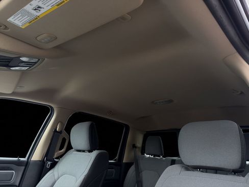 Used 2020 RAM 1500 Big Horn AWD/4WD image 24