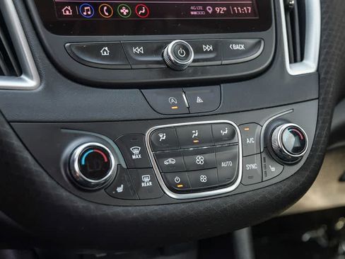 Used 2023 Chevrolet Malibu LT FWD image 20