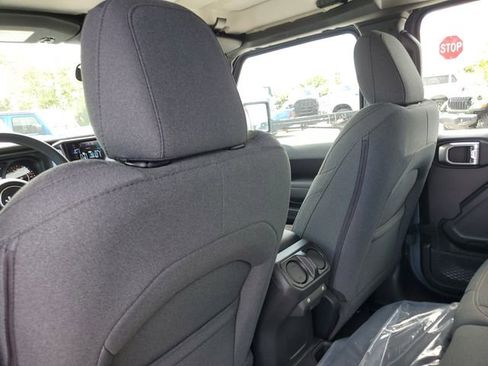 New 2026 Jeep Wrangler Sport AWD/4WD image 9