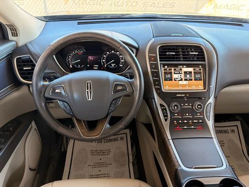 Used 2016 Lincoln MKX Select w/ Select Plus Package image 31