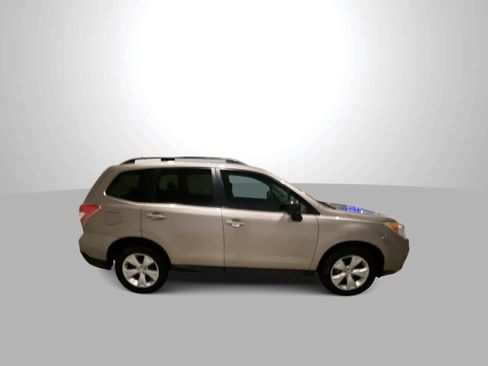 Used 2015 Subaru Forester 2.5i w/ Alloy Wheel Package image 9