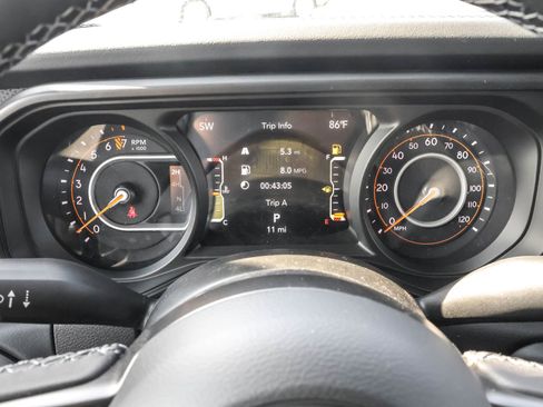 New 2025 Jeep Gladiator Rubicon w/ Convenience Group image 21