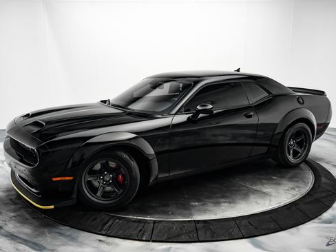 Used 2020 Dodge Challenger SRT Super Stock image 4