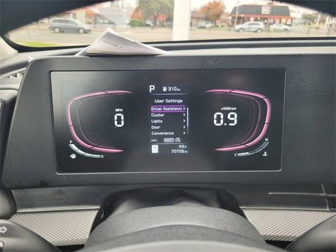 Used 2023 Kia Sportage LX image 29