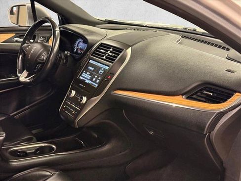 Used 2015 Lincoln MKC FWD w/ Equipment Group 101A Select image 22
