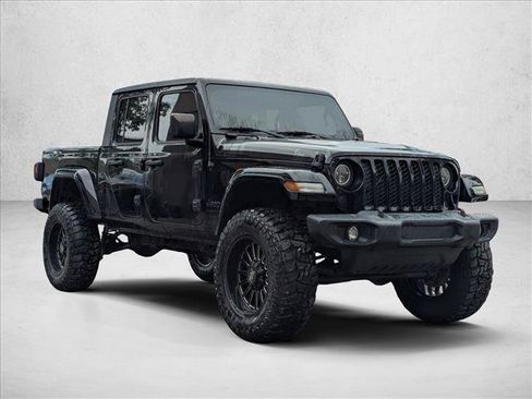 Used 2020 Jeep Gladiator Sport w/ Quick Order Package 24S AWD/4WD image 3