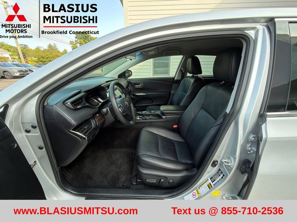 Used 2013 Toyota Avalon XLE FWD image 16