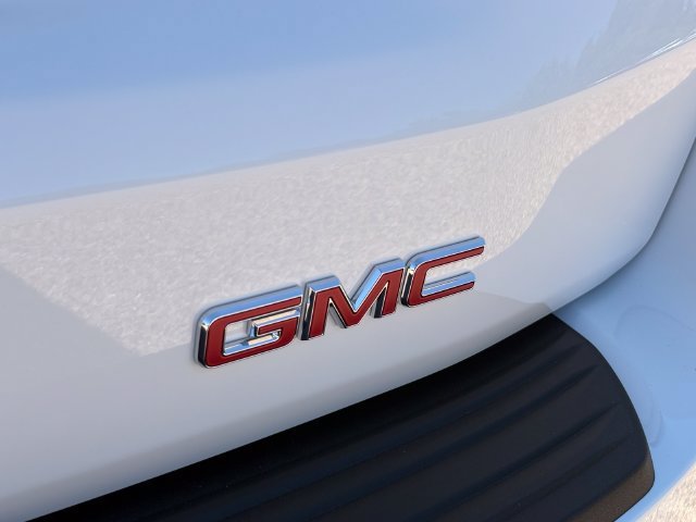New 2026 GMC Yukon Denali w/ Denali Reserve Package RWD image 13