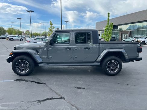 Used 2021 Jeep Gladiator Overland w/ Popular Equipment Package image 12