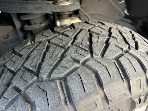 Used 2025 Toyota Tacoma SR5 image 29