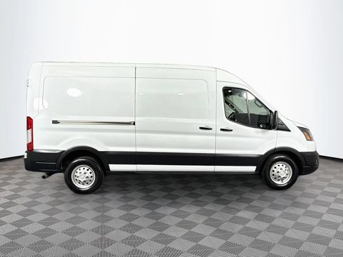 Used 2022 Ford Transit 250 Medium Roof AWD w/ Load Area Protection Package image 8