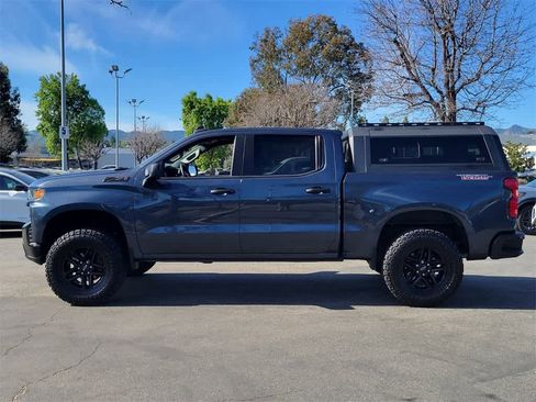 Used 2021 Chevrolet Silverado 1500 Custom Trail Boss image 2