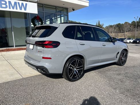 Used 2024 BMW X5 M60i image 8