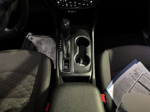 Used 2021 Chevrolet Equinox LT image 20