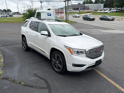 Used 2018 GMC Acadia Denali w/ Technology Package AWD/4WD image 8