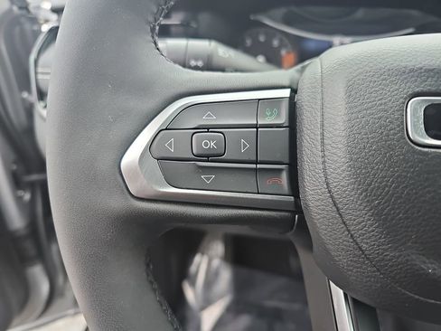 Used 2023 Jeep Compass Altitude w/ Convenience Group image 17