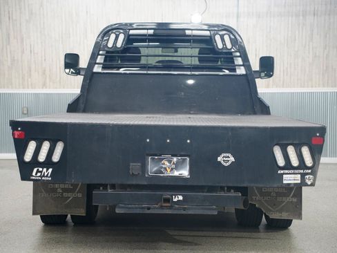 Used 2018 RAM 3500 Tradesman RWD image 9