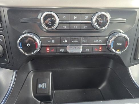 Used 2022 Ford F150 XLT w/ Equipment Group 302A High image 16