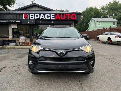 Used 2018 Toyota RAV4 XLE w/ Plus Extra Value Package AWD/4WD image 3
