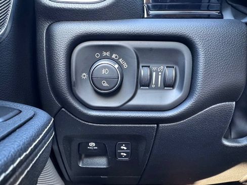 Used 2026 RAM 1500 Laramie w/ Night Edition AWD/4WD image 37