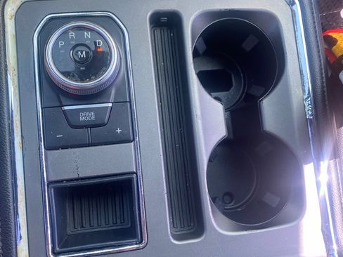 Used 2021 Ford Expedition XLT image 35