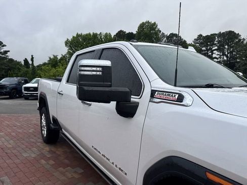 Used 2021 GMC Sierra 2500 Denali w/ Denali Ultimate Package AWD/4WD image 18