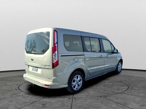Used 2016 Ford Transit Connect Titanium image 4