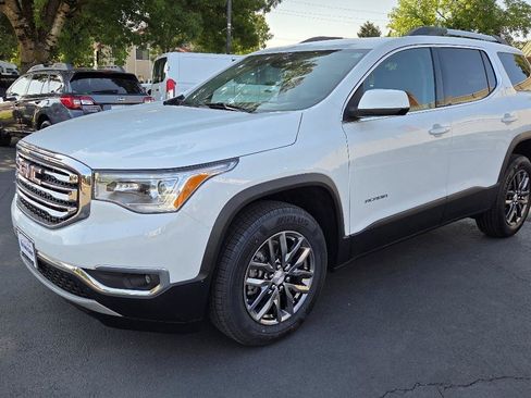Used 2019 GMC Acadia SLT AWD/4WD image 2