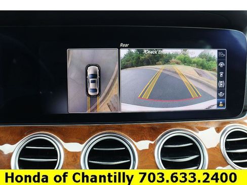 Used 2019 Mercedes-Benz E 300 E300 4MATIC image 12