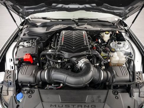 Used 2024 Ford Mustang GT Premium RWD image 13