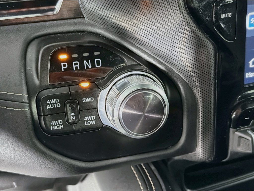 Used 2022 RAM 1500 Limited AWD/4WD image 16